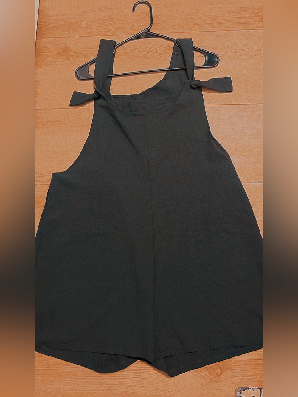 Boutique 9 Black Tie-Shoulder Romper
